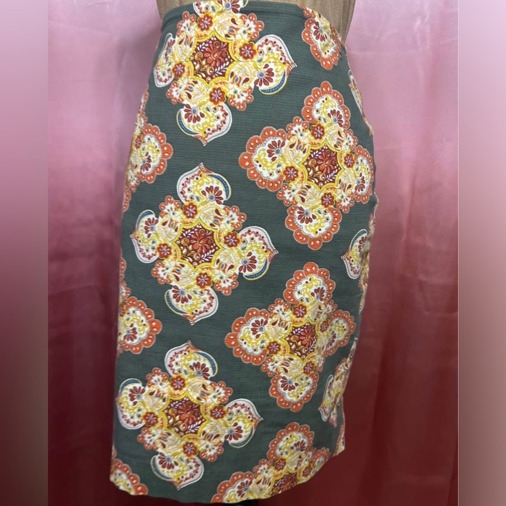 LOFT Multicolor Patterned Pencil Skirt